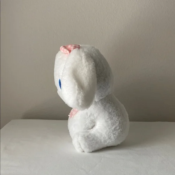 ☘️LAST CHANCE!! Sanrio Cinnamoroll Plush Toy with Pink Accents - Picture 2 of 5